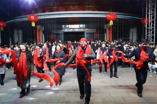 304amÓÀÀû¼¯ÍÅÕýÔÂÊ®ÎåÔªÏüÍí»á 304amÓÀÀû¼¯ÍÅÕýÔÂÊ®ÎåÔªÏüÍí»á