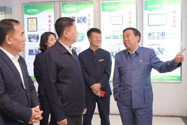 ����304am���������Ļ�չ��