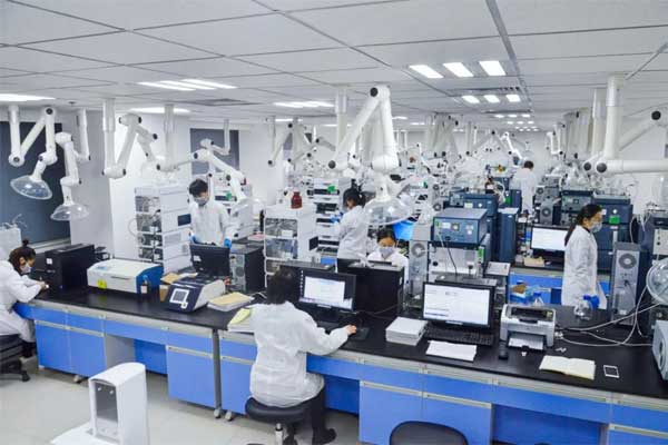 304am���������з�����ʵ����